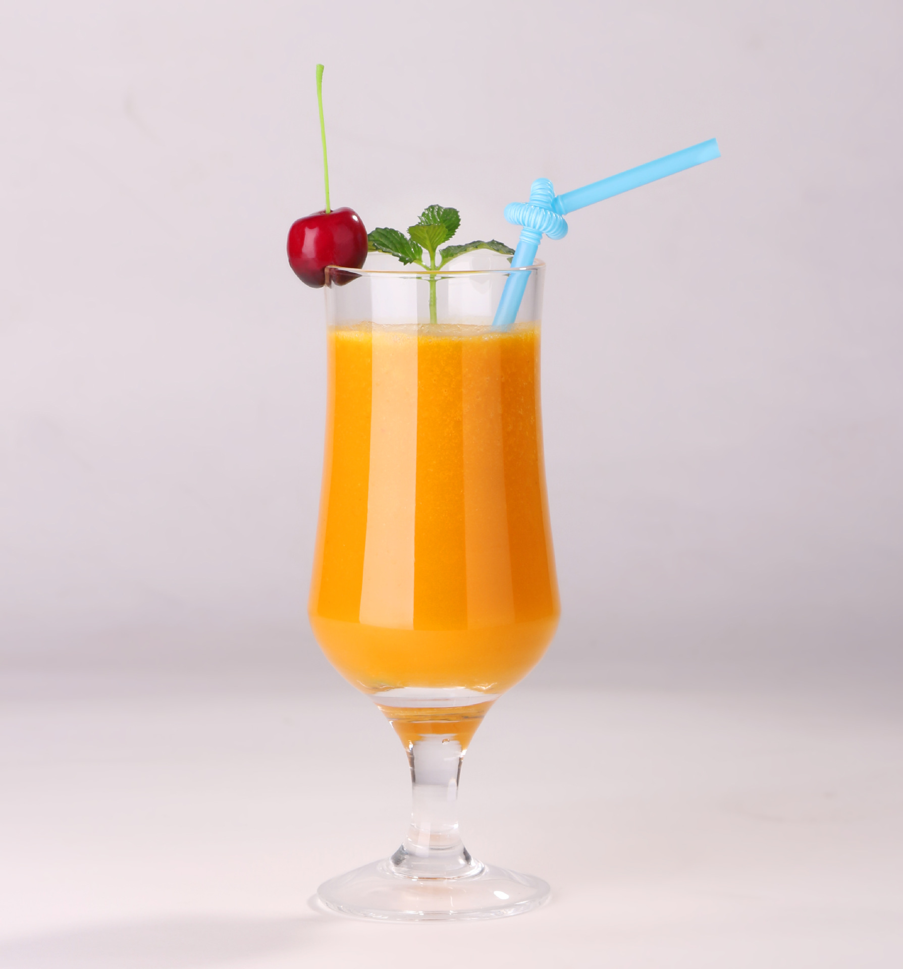 快到夏天了,果汁都是我们的最爱,你知道它的用处吗?