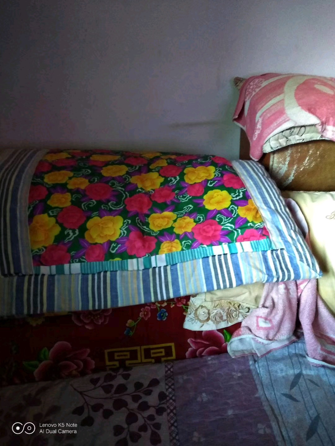 现在还有这样的被子吗花花绿绿的