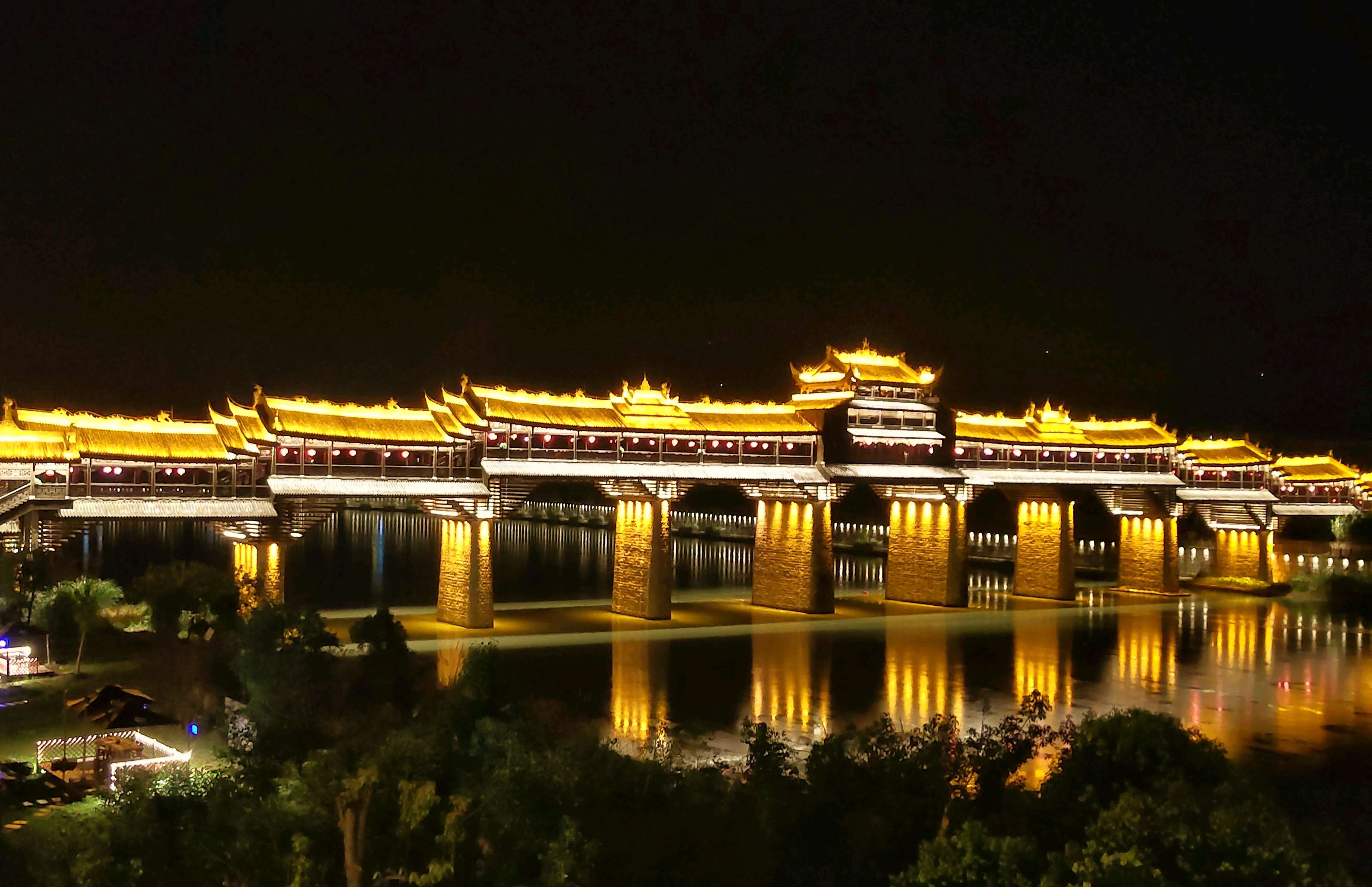 风雨长廊图片大全图片